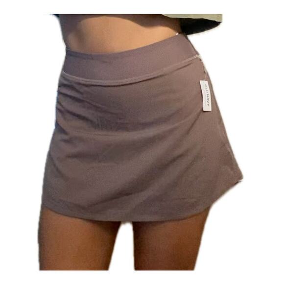Old Navy Pants - Old Navy Active Dark Taupe Stretch Tech Golf Skirt size Small